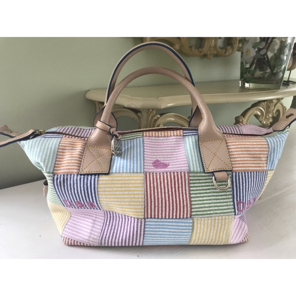 🔴🔴🔴🌕Dooney and Bourke Hand Bag